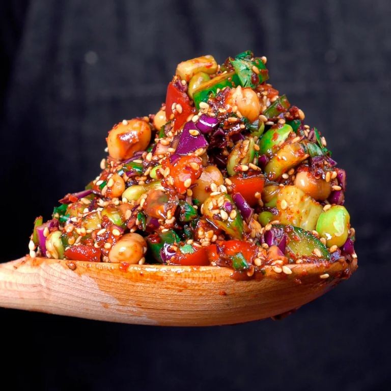 Spicy Sriracha Shelled Edamame Salad