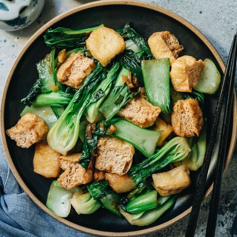 Spicy Stir-Fried Bok Choy and Tofu