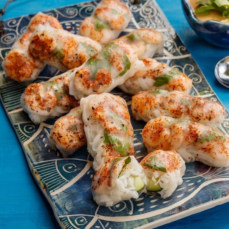 Spicy Thai Shrimp Spring Rolls