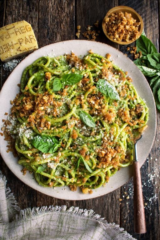 Spinach Pesto Pasta with Pine Nuts