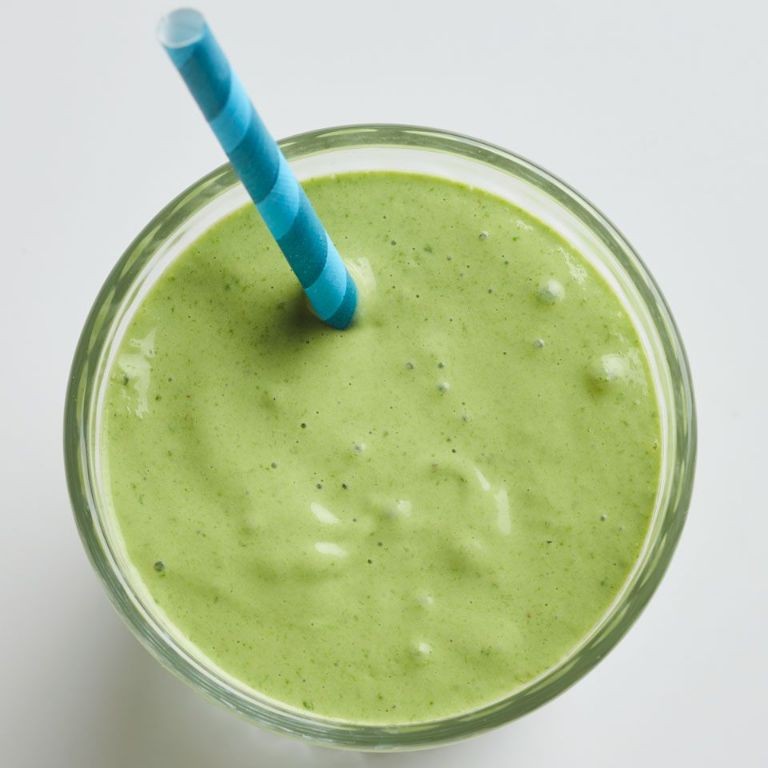 Spinach and Avocado Smoothie