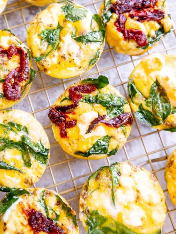 Spinach and Feta Crescent Roll Breakfast Cups