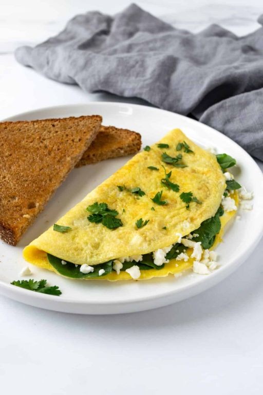 Spinach and Feta Omelette (Low Oil)