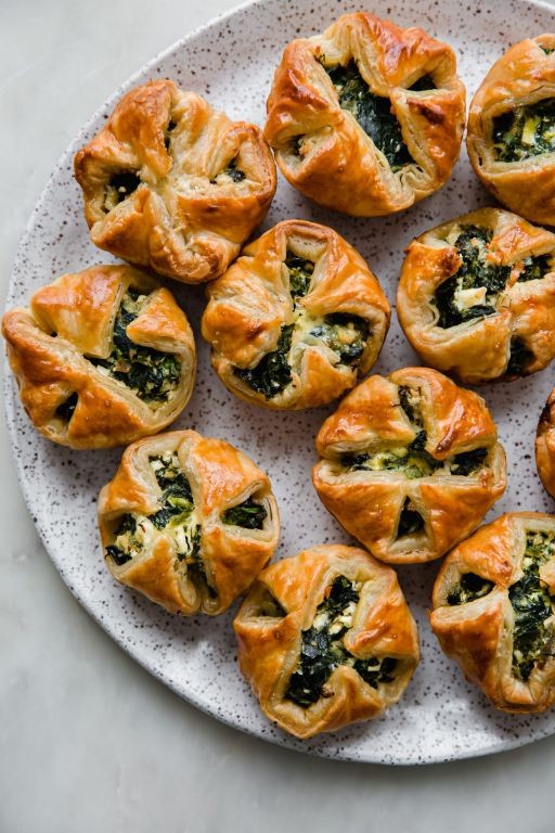 Spinach and Feta Stuffed Pizza Puffs