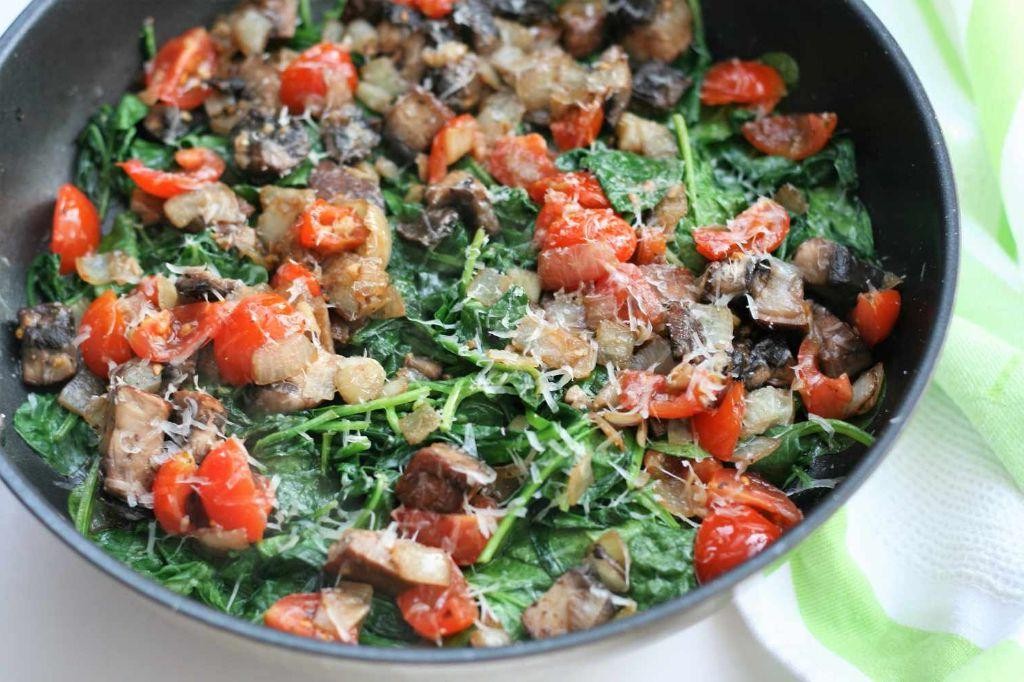 Spinach and Mushroom Sauté with Garlic