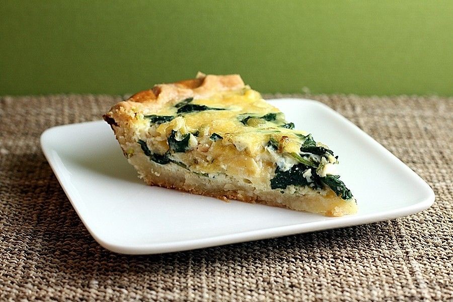 Spinach and Smoked Gouda Quiche