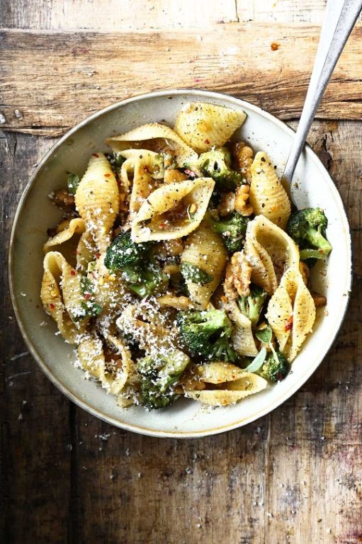 Spinach and Walnut Pasta with Brown Butter