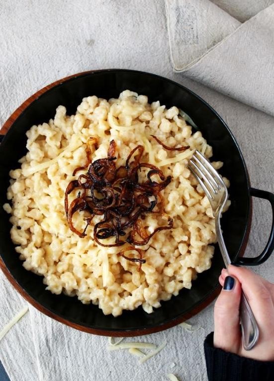 Spätzle with Cheese and Onions