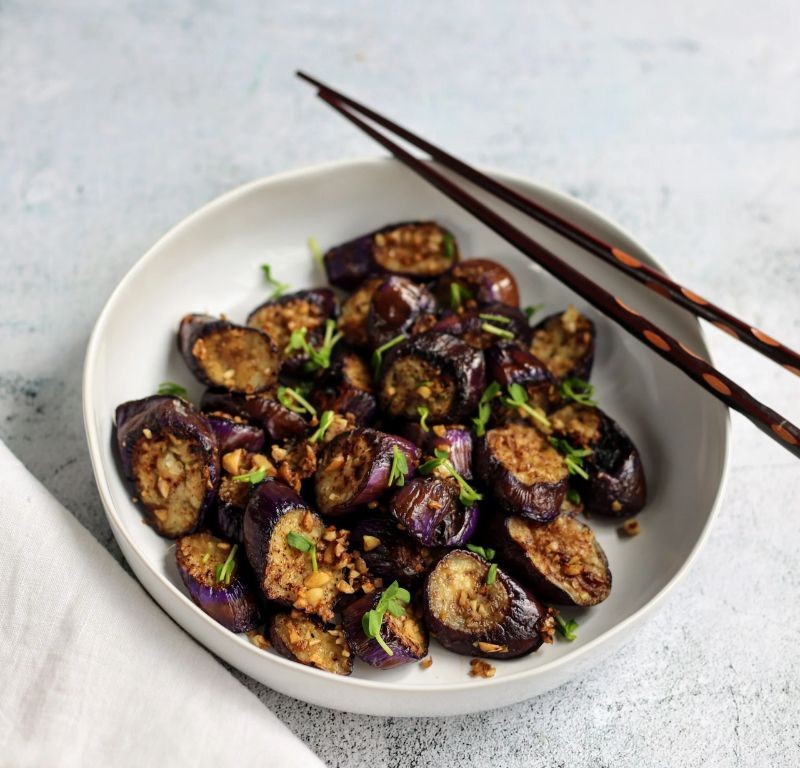 Stir-Fried Japanese Eggplant with Ginger and Sesame