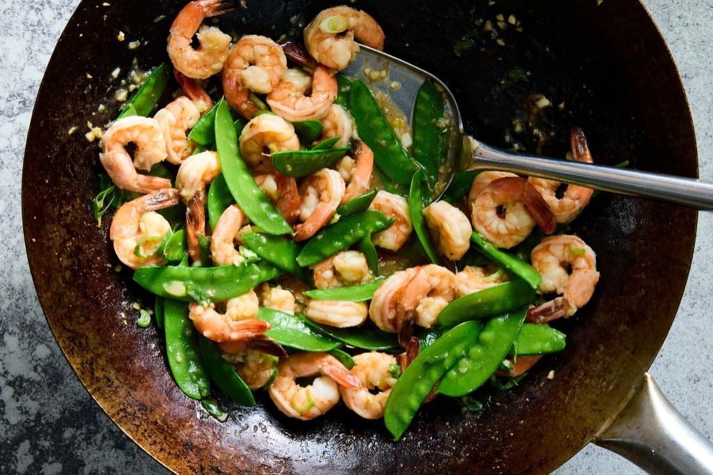 Stir-Fried Shrimp with Snow Peas and Mushrooms