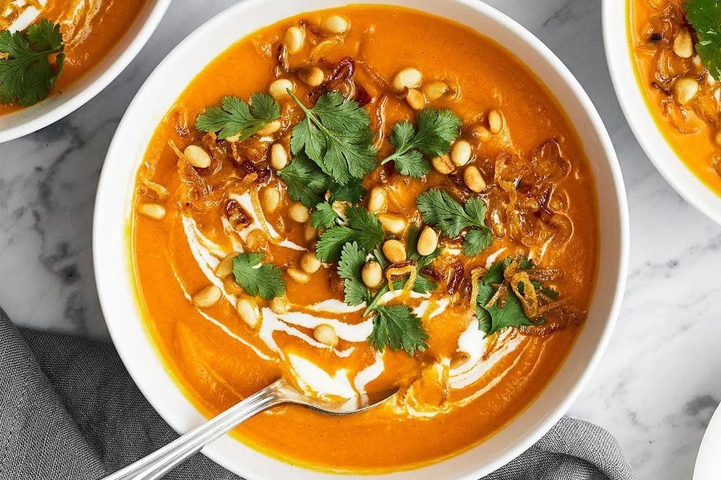 Strained carrot-ginger soup