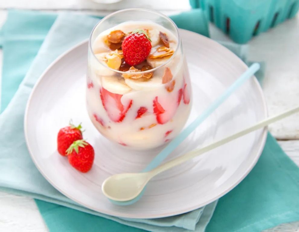 Strawberry Almond Crunch Parfait