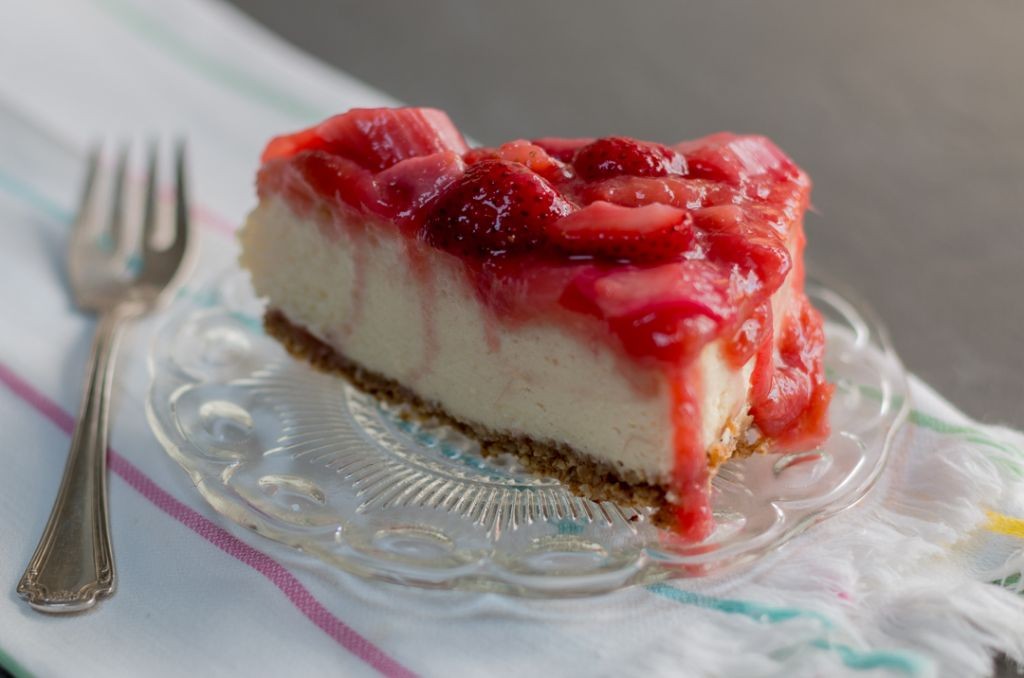 Strawberry Rhubarb Cheesecake Topping