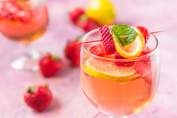 Strawberry Rosé Spritzer