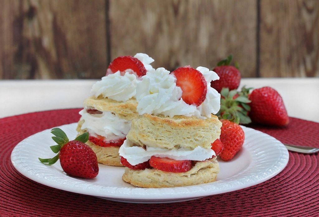 Strawberry Shortcake Mayonnaise Cake