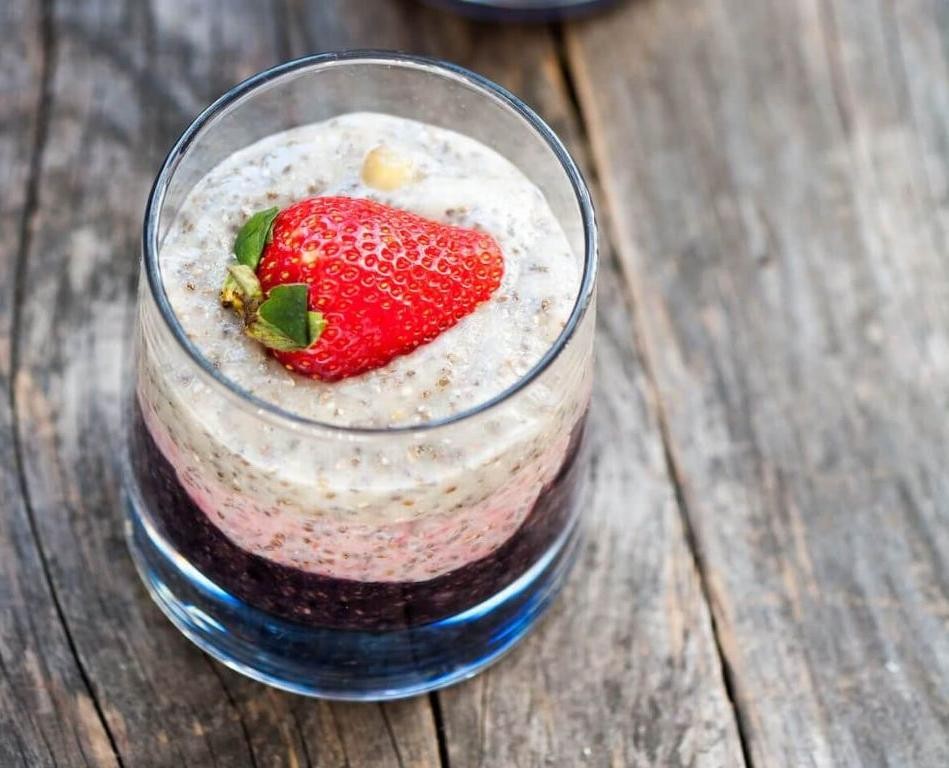 Strawberry Vanilla Chia Bowl