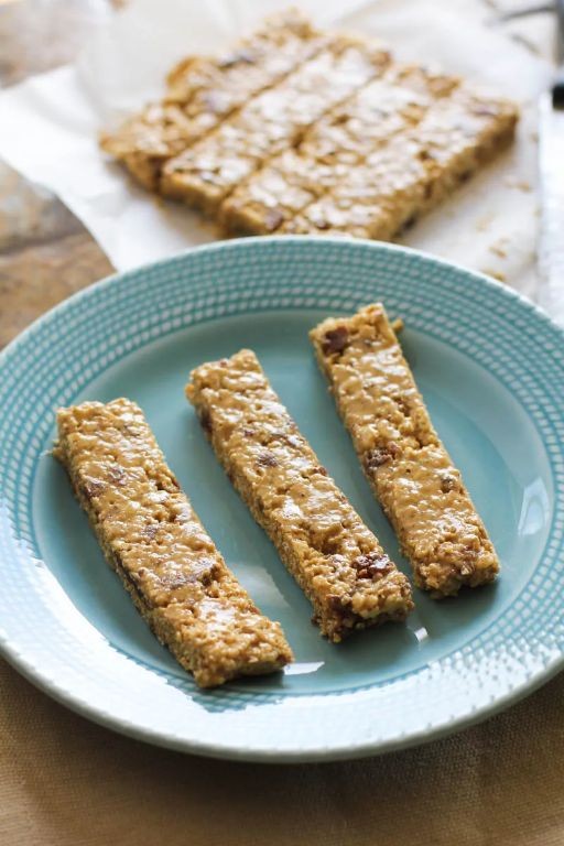 Strawberry Vanilla Energy Bars