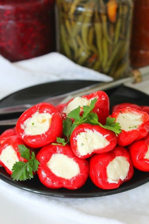 Stuffed mini peppers with feta and olives