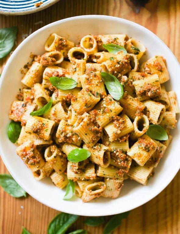 Sun-Dried Tomato Basil Pesto