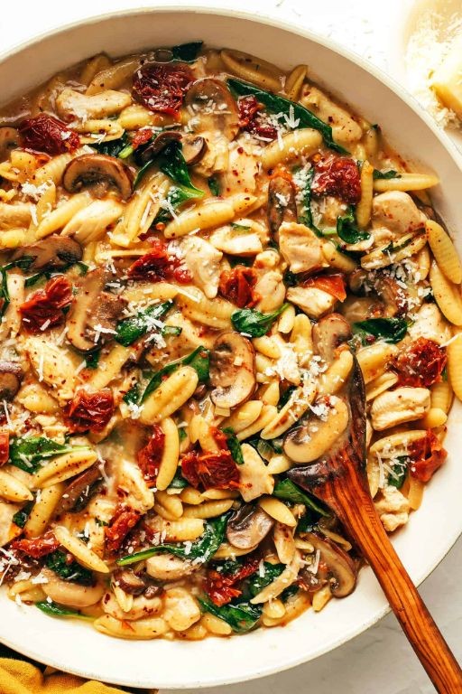 Sun-Dried Tomato One Pot Pasta