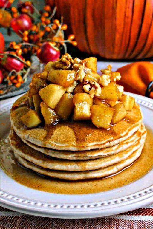 Swedish Pancakes with Apple Compote