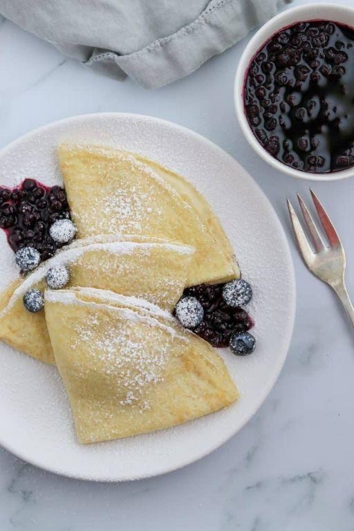 Swedish Pancakes with Vanilla Custard
