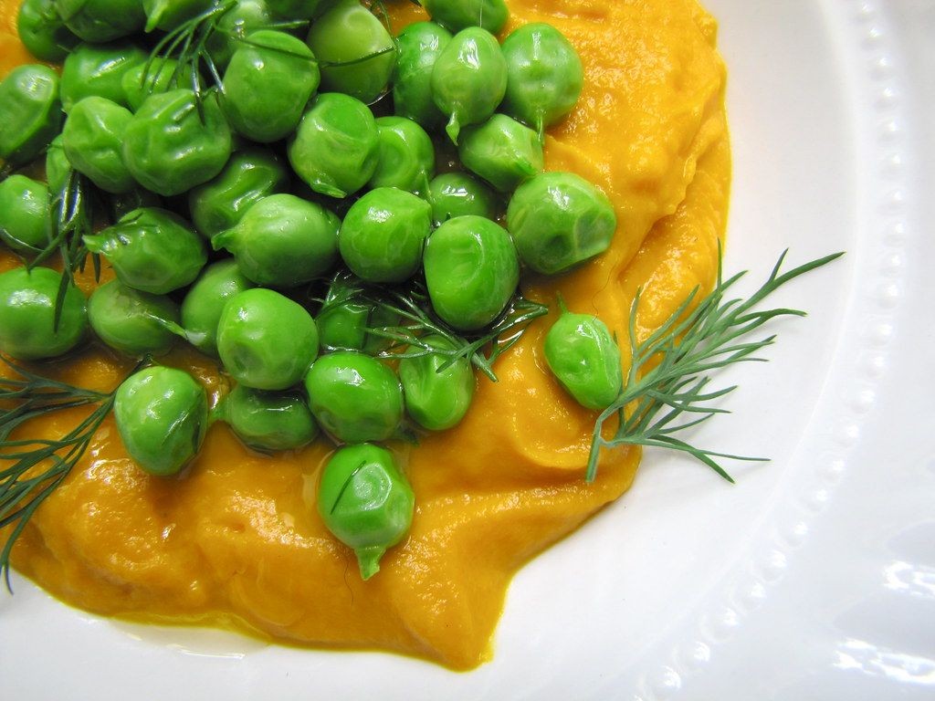 Sweet Pea and Carrot Puree