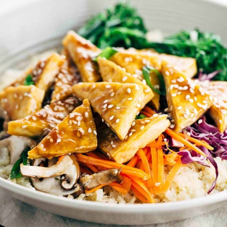 Tangy Keto Tofu Teriyaki Bowl