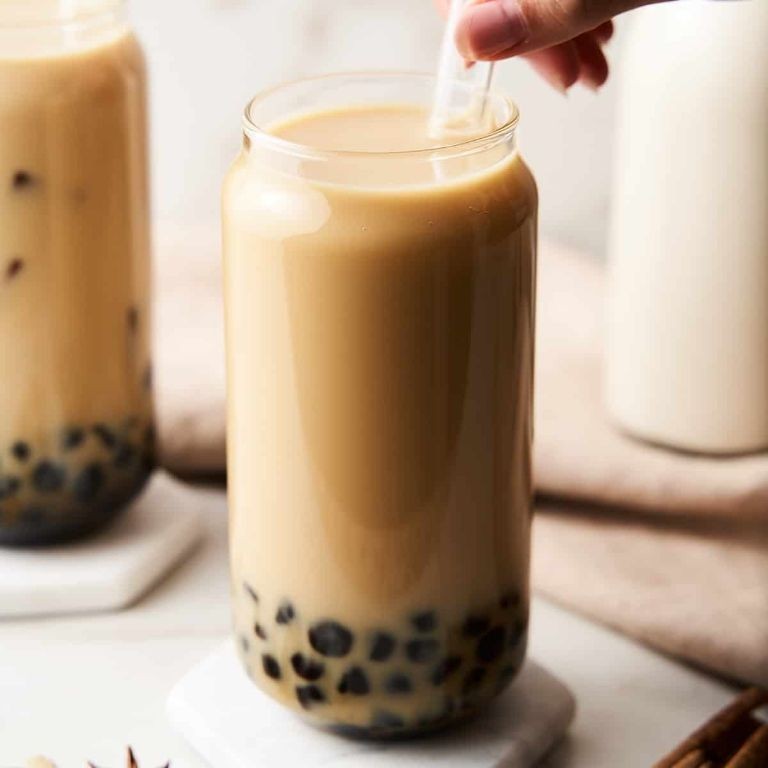 Thai Tea with Boba and Cream