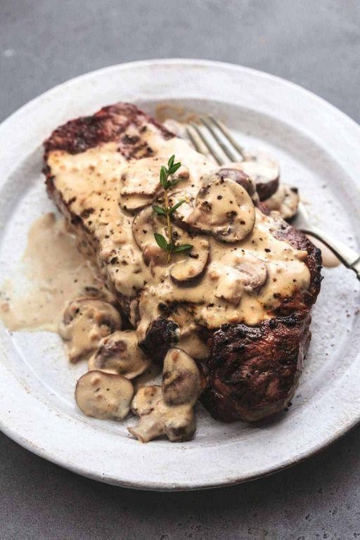Thin Sliced Sirloin Tip Steak with Mushroom Gravy