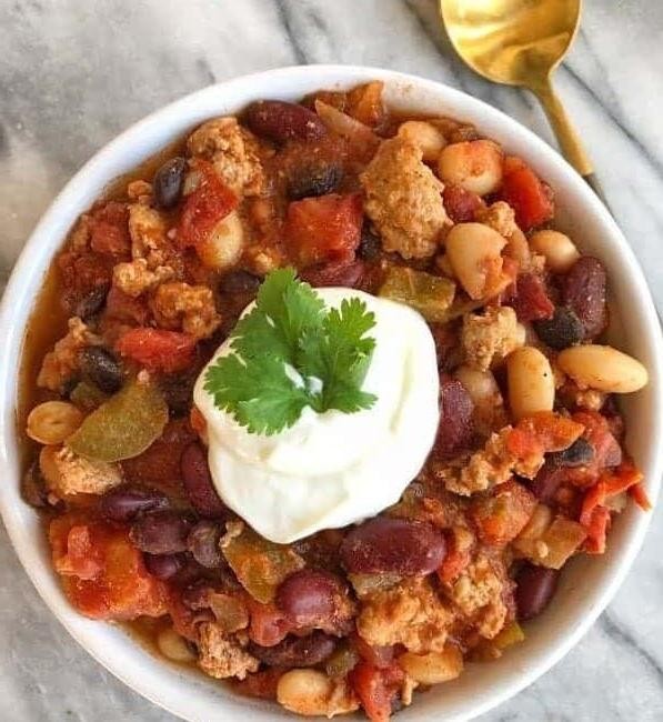 Three-Bean Chili with Lean Ground Turkey