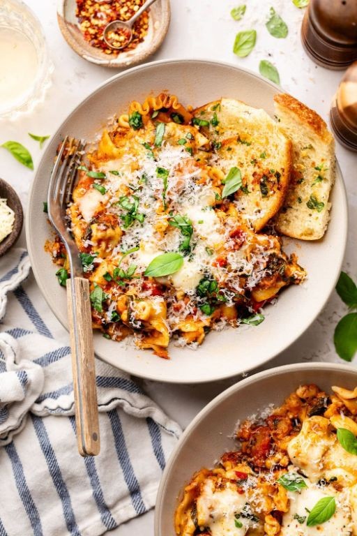 Three-Cheese Crockpot Lasagna with Mozzarella, Parmesan, and Ricotta