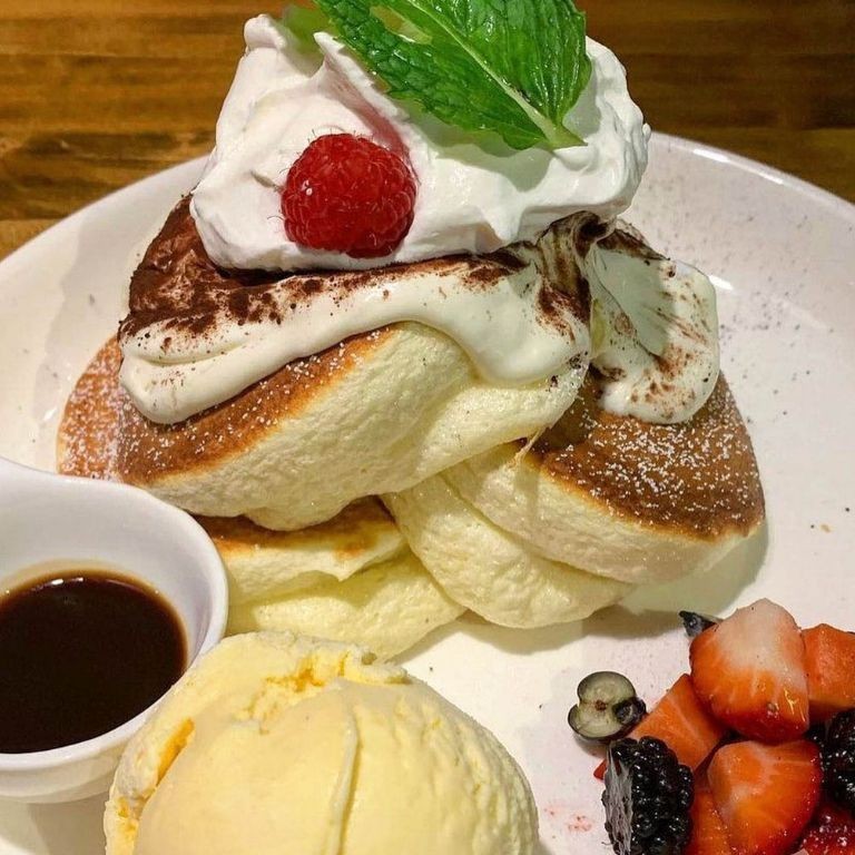 Tiramisu-Inspired Souffle Pancakes