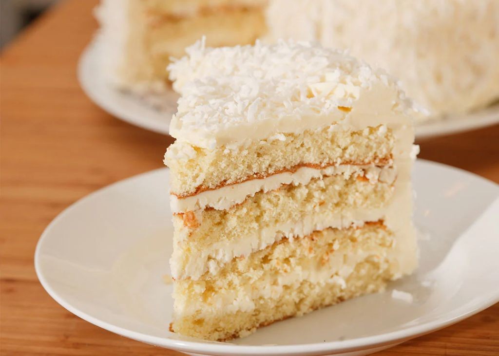 Toasted Coconut Hawaiian Cake