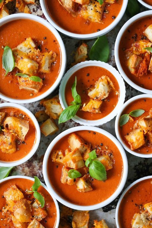 Tomato Basil Crockpot Soup