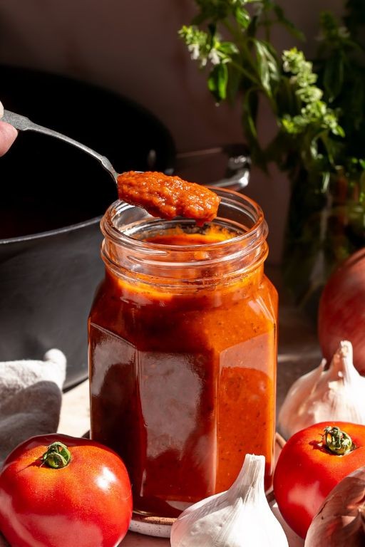 Tomato Sauce with Caramelized Onions