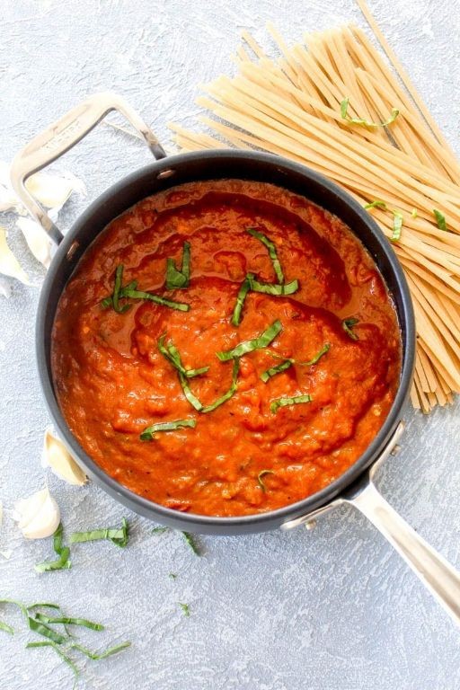 Tomato Sauce with Roasted Red Peppers