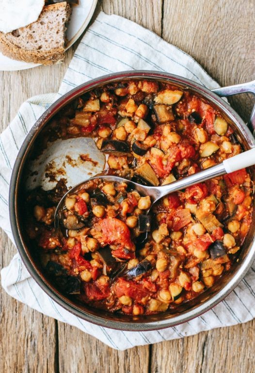 Tomato Sauce with Zucchini and Eggplant
