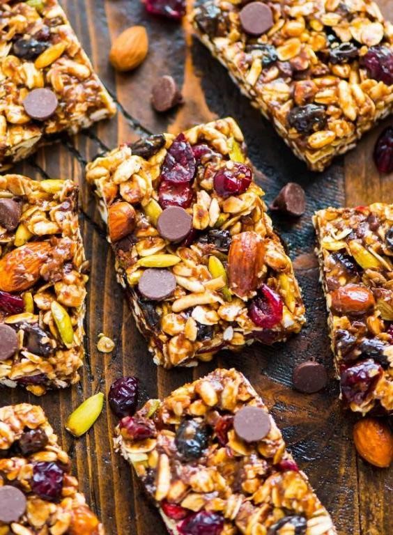 Trail Mix Granola Bars