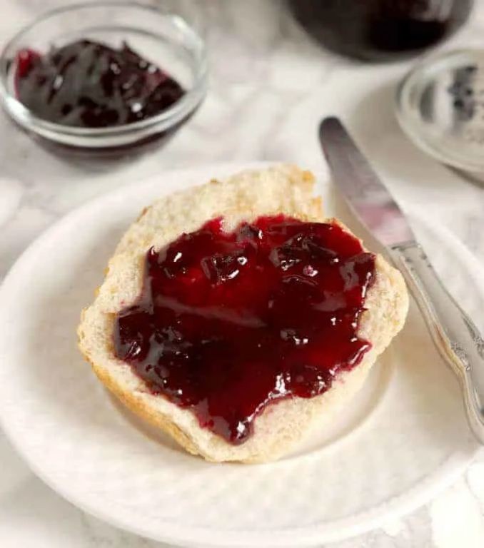 Vanilla Bean Grape Jam