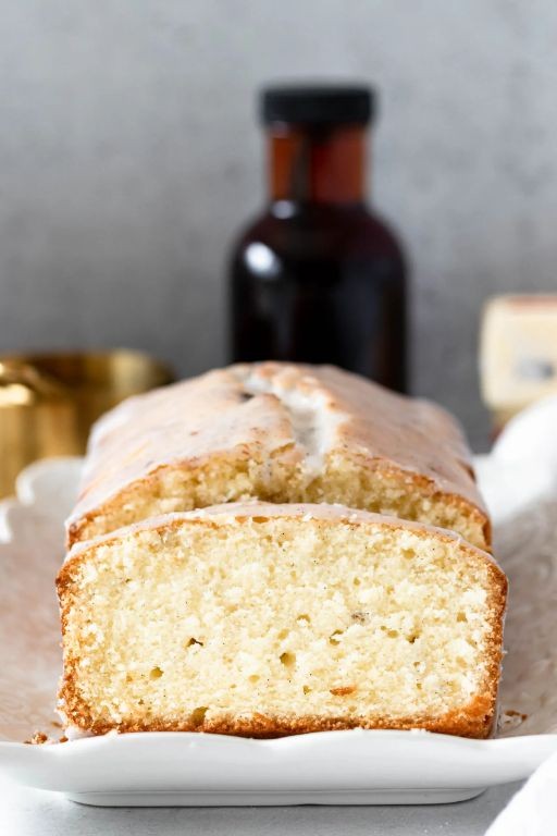 Vanilla Bean Sourdough Pound Cake