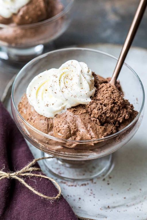 Vanilla Bean Sugar-Free Chocolate Mousse