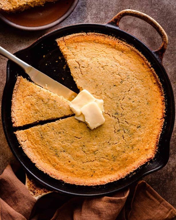 Vegan Cast Iron Skillet Cornbread