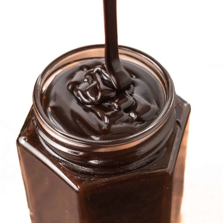 Vegan Chocolate Fudge Sauce