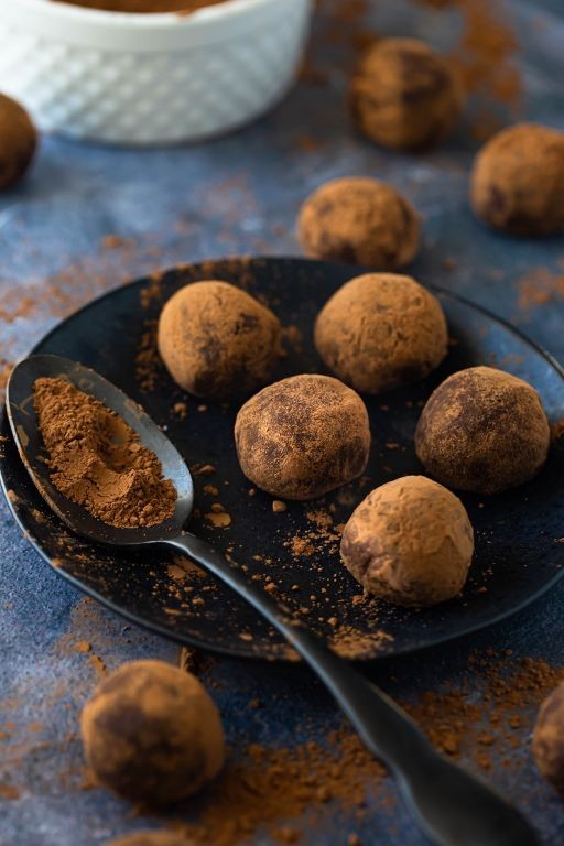 Vegan Cocoa Butter Chocolate Truffles
