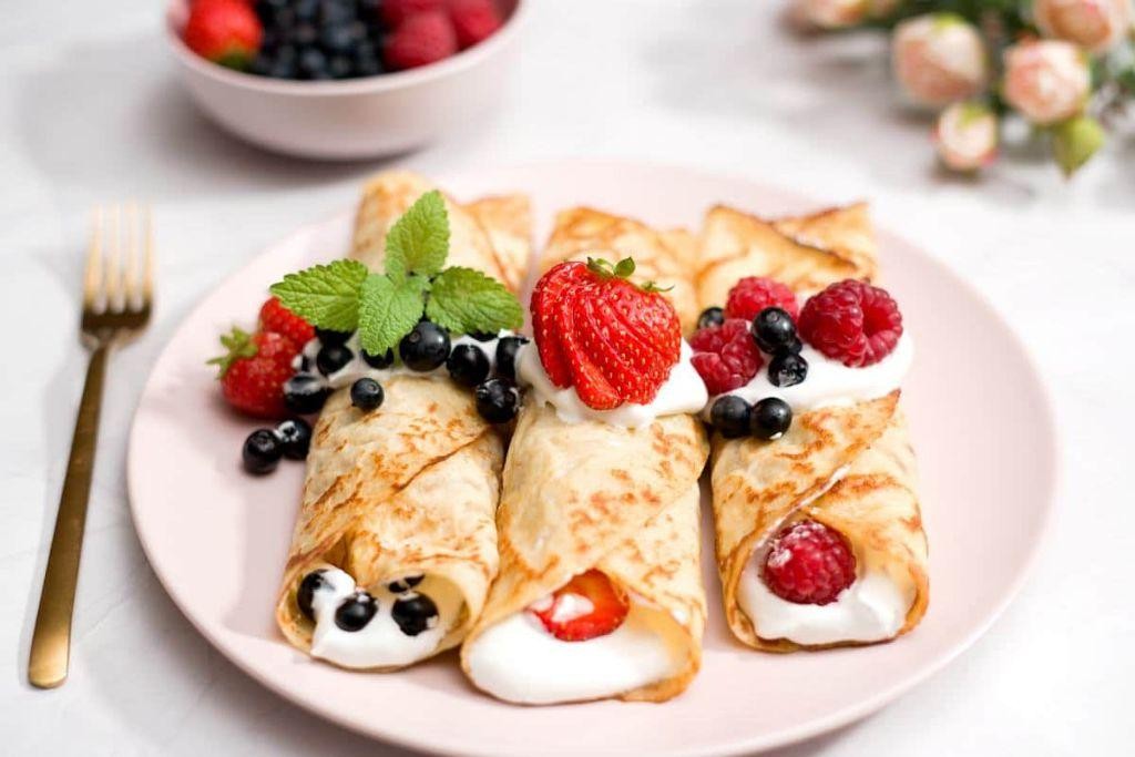 Vegan Swedish Pancakes with Coconut Cream