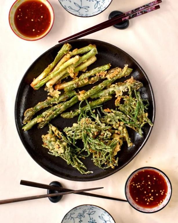 Vegetable Tempura with Sweet Chili Sauce