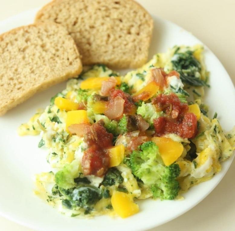 Vegetable and Egg Scramble with Whole Wheat Toast