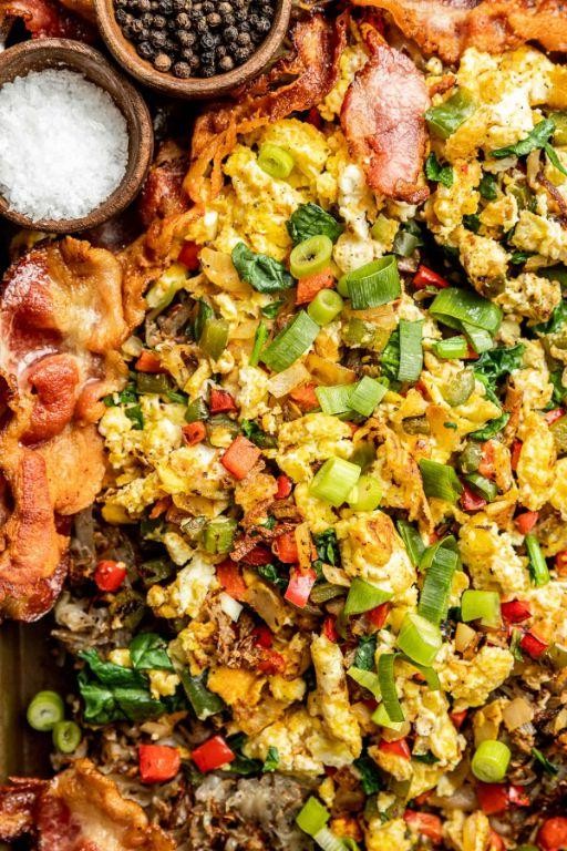 Veggie-Packed Blackstone Breakfast Skillet