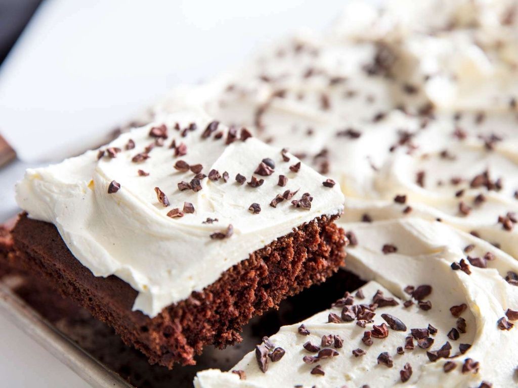 Velvety Whipped Vanilla Custard Frosting